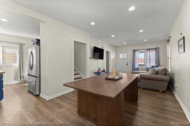 349 Frazier Street, River Rouge, MI 48218