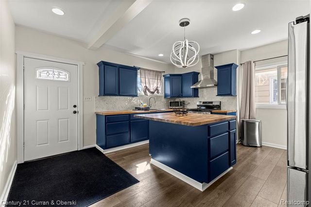 349 Frazier Street, River Rouge, MI 48218