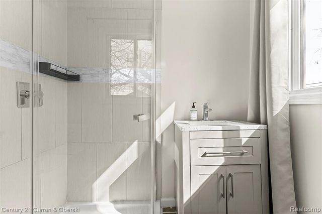 349 Frazier Street, River Rouge, MI 48218