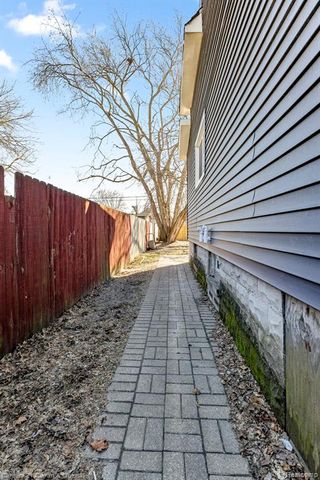 349 Frazier Street, River Rouge, MI 48218