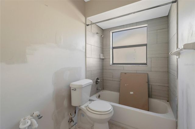 6507 MANILA PALM WAY, Apollo Beach, FL 33572