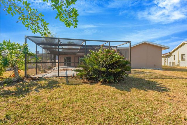 6507 MANILA PALM WAY, Apollo Beach, FL 33572