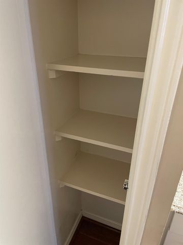 3525 Sage Road 304, Houston, TX 77056