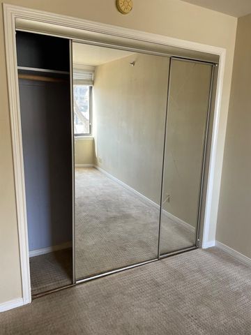 3525 Sage Road 304, Houston, TX 77056