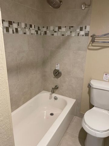 3525 Sage Road 304, Houston, TX 77056