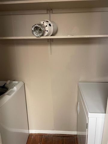 3525 Sage Road 304, Houston, TX 77056