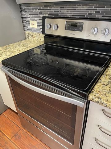 3525 Sage Road 304, Houston, TX 77056