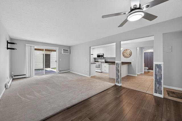 10750 Rockford Road 101, Plymouth, MN 55442