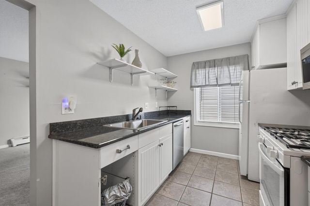 10750 Rockford Road 101, Plymouth, MN 55442