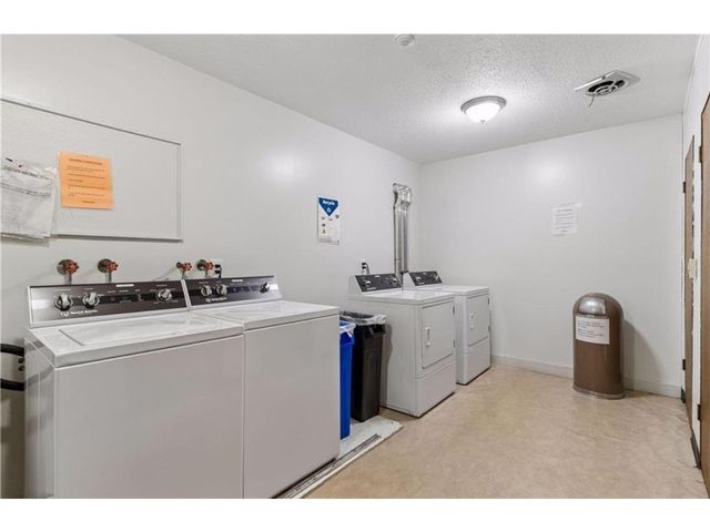 10750 Rockford Road 101, Plymouth, MN 55442