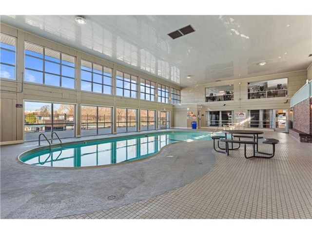 10750 Rockford Road 101, Plymouth, MN 55442
