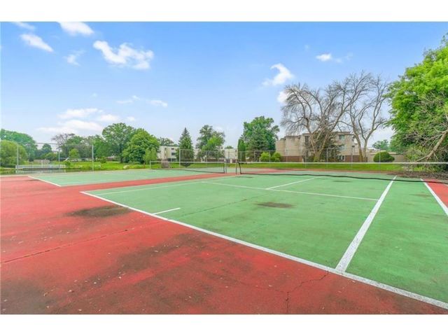 10750 Rockford Road 101, Plymouth, MN 55442