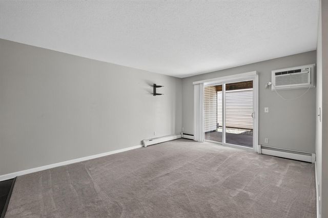 10750 Rockford Road 101, Plymouth, MN 55442