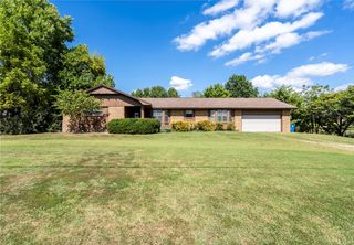 1298 Main Street, Gentry, AR 72734