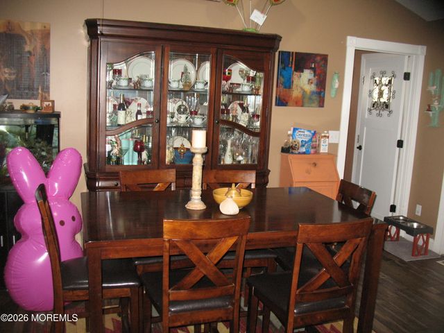 1033 3rd Avenue, Toms River, NJ 08757