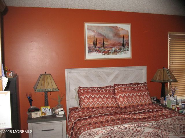 1033 3rd Avenue, Toms River, NJ 08757