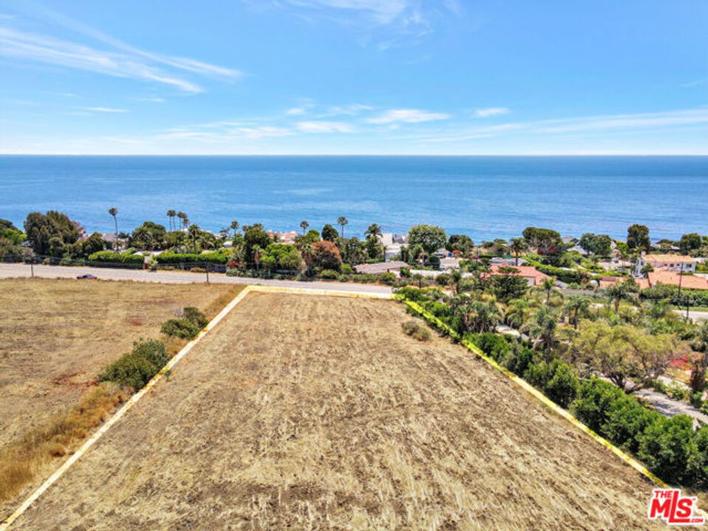 31701 Pacific Coast Hwy, Malibu, CA 90265