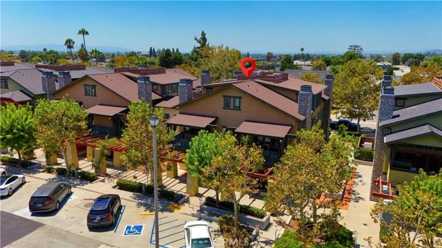 142 N Vermont ave B, Glendora, CA 91741