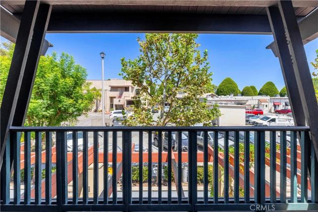 142 N Vermont ave B, Glendora, CA 91741