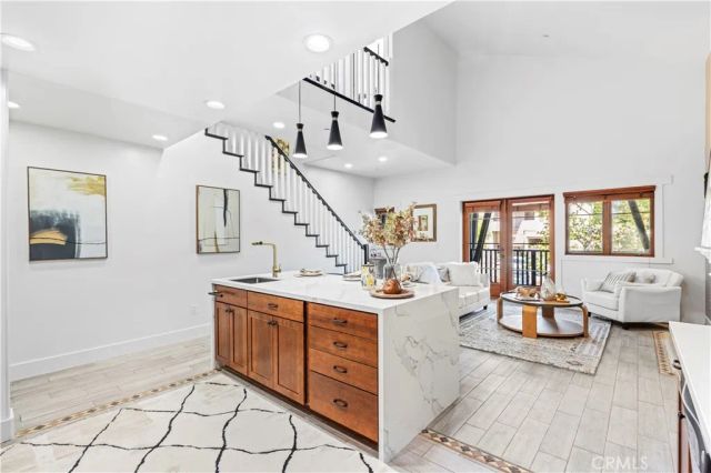 142 N Vermont ave B, Glendora, CA 91741