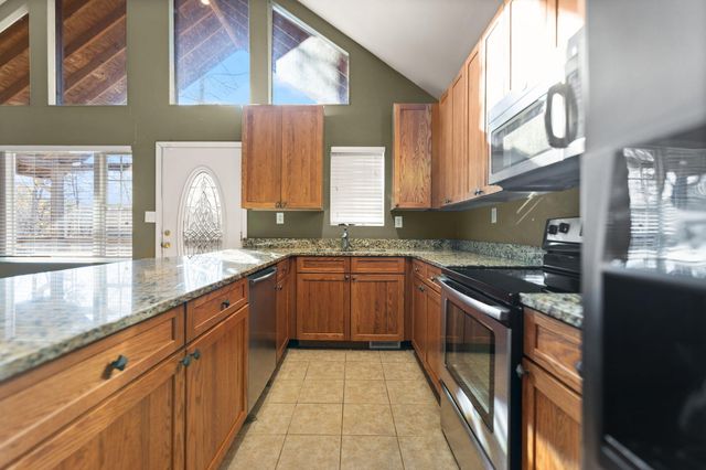 65 Maple Drive, Burnside, KY 42519