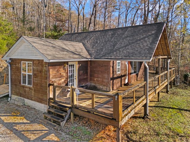 65 Maple Drive, Burnside, KY 42519