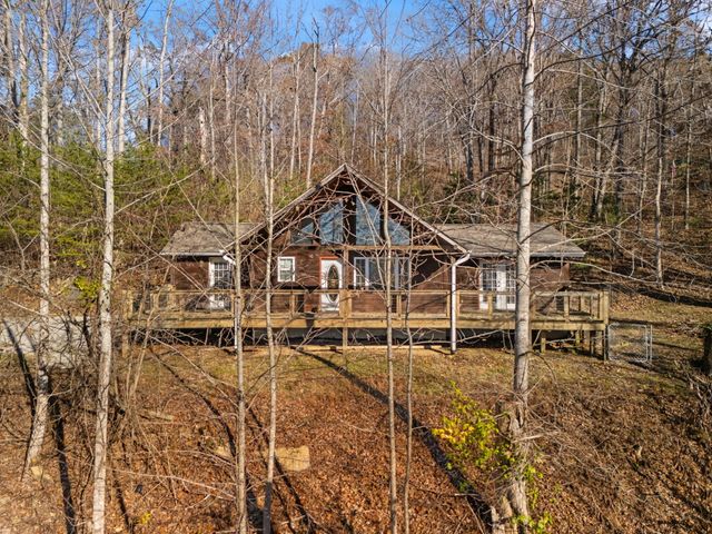 65 Maple Drive, Burnside, KY 42519