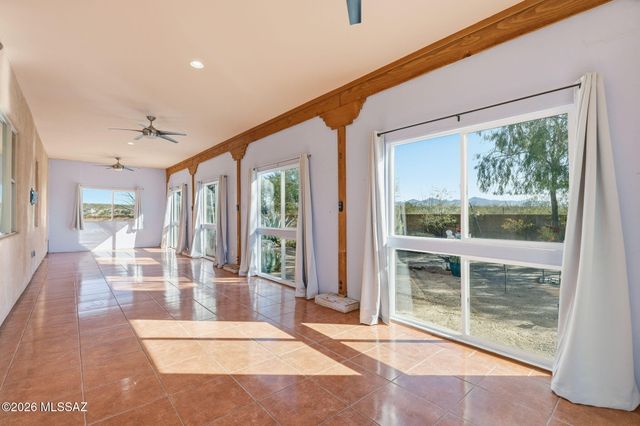 13430 S Taurus Place, Vail, AZ 85641