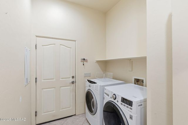 13430 S Taurus Place, Vail, AZ 85641