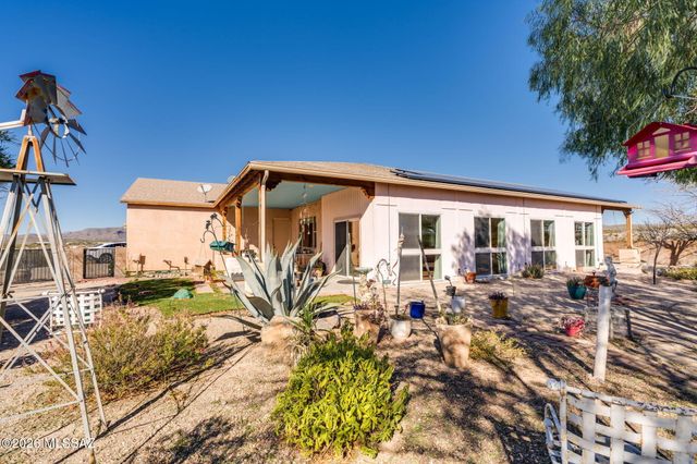 13430 S Taurus Place, Vail, AZ 85641