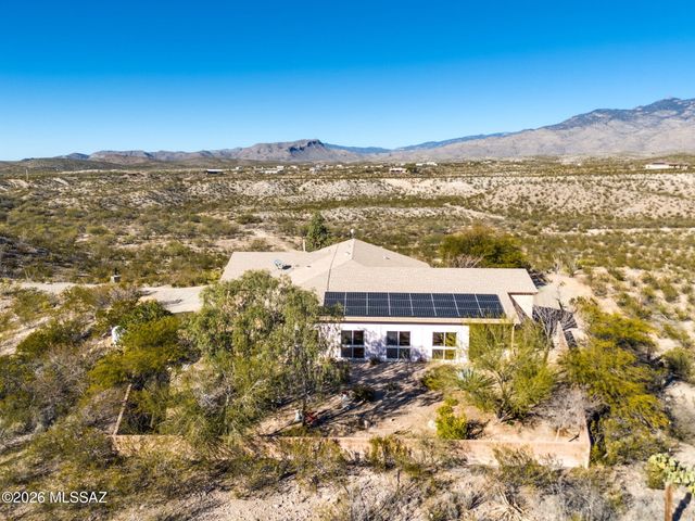 13430 S Taurus Place, Vail, AZ 85641