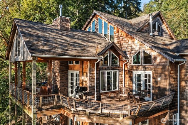 500 E Nicole Lane, Shelton, WA 98584