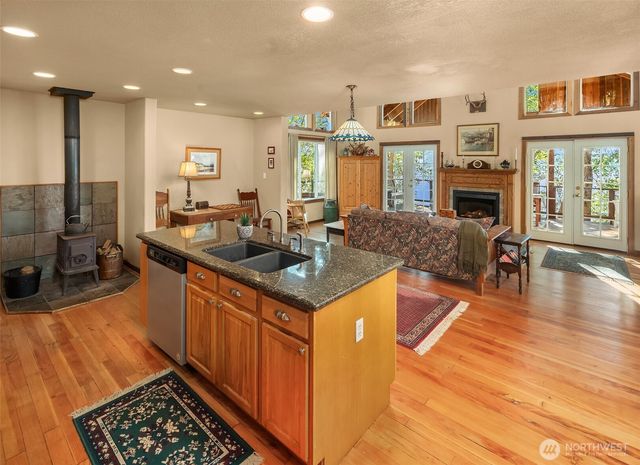 500 E Nicole Lane, Shelton, WA 98584