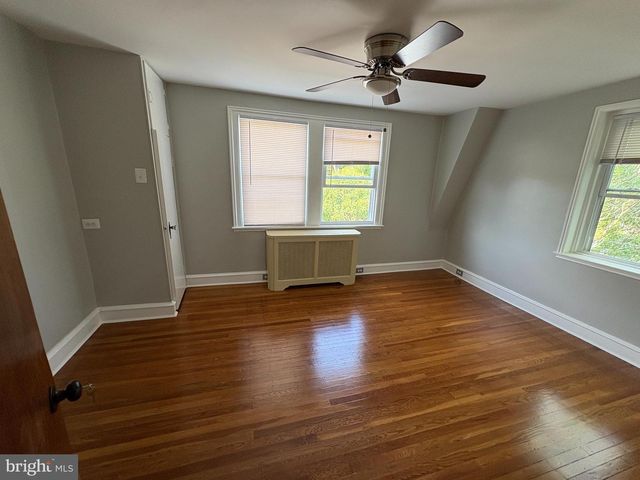 7803 ARGUS RD, Philadelphia, PA 19150