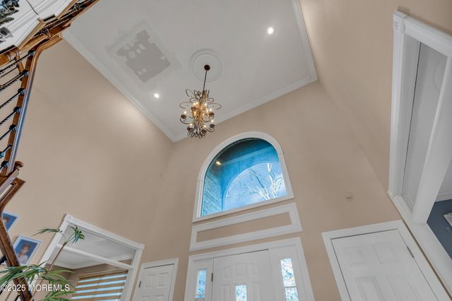 21 Old Queens Court, Eatontown, NJ 07724