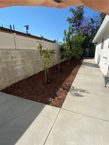 7711 Van Noord Avenue, North Hollywood, CA 91605
