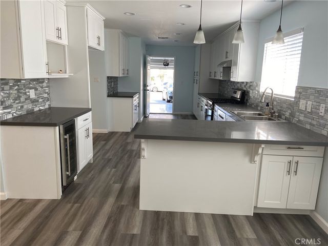 7711 Van Noord Avenue, North Hollywood, CA 91605