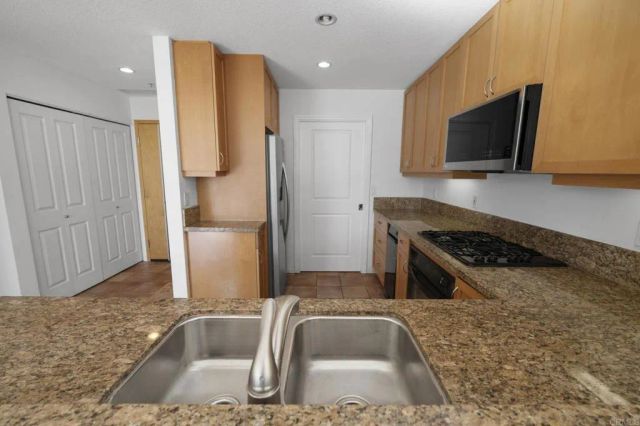 850 Beech Street 1404, San Diego, CA 92101