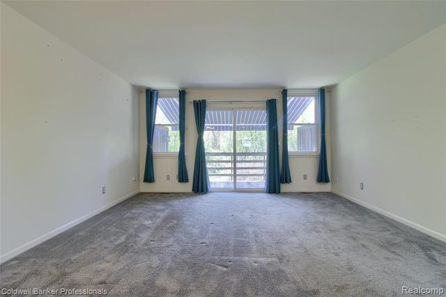 38351 Warner Farms Drive, Westland, MI 48185