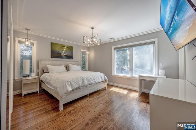 82 Monroe Avenue, Cresskill, NJ 07626