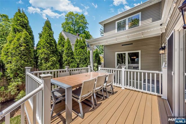 82 Monroe Avenue, Cresskill, NJ 07626