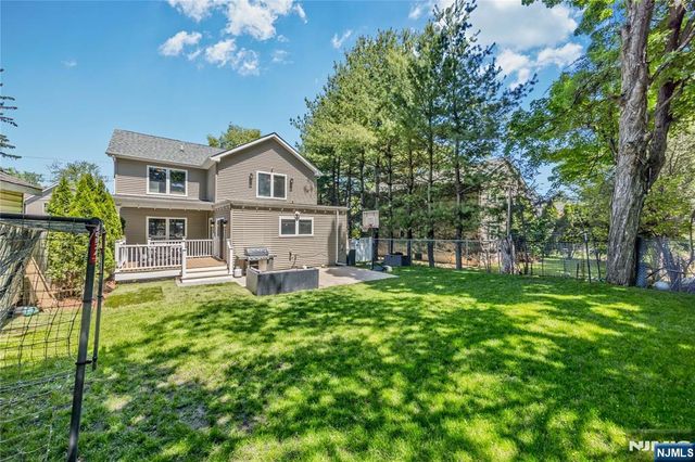 82 Monroe Avenue, Cresskill, NJ 07626