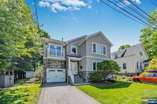 82 Monroe Avenue, Cresskill, NJ 07626