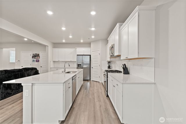 19802 137th Avenue E, Graham, WA 98338