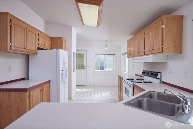 808 SE Mockingbird Drive, College Place, WA 99324