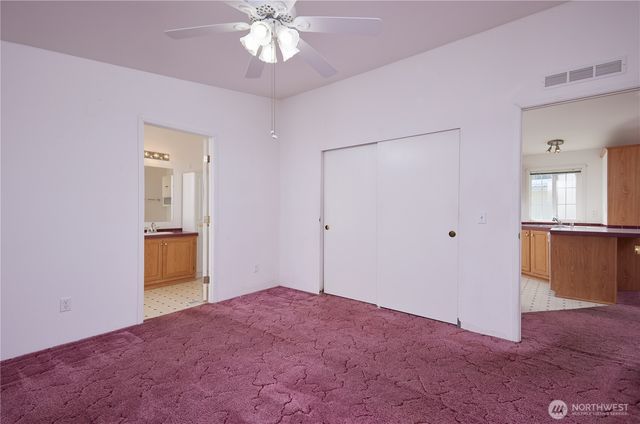 808 SE Mockingbird Drive, College Place, WA 99324