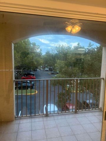 4211 San Marino Blvd 301, West Palm Beach, FL 33409