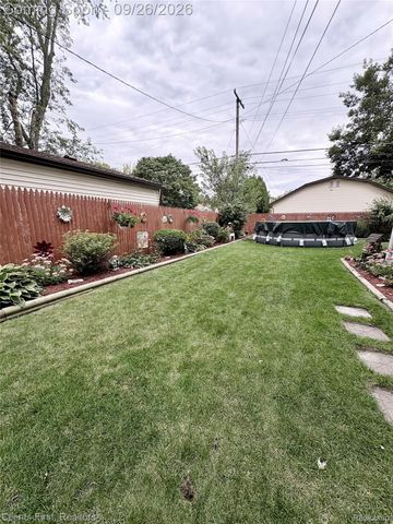 24620 Andover Drive, Dearborn Heights, MI 48125