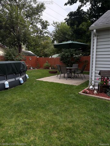24620 Andover Drive, Dearborn Heights, MI 48125