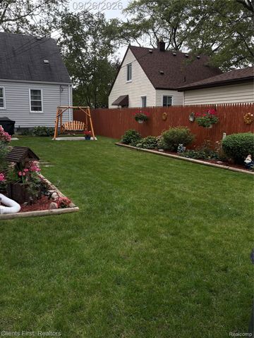 24620 Andover Drive, Dearborn Heights, MI 48125